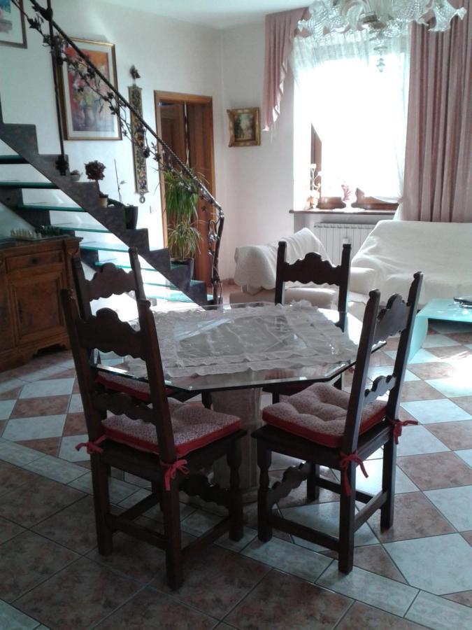 B&B Bread And Fantasy Ostra Εξωτερικό φωτογραφία