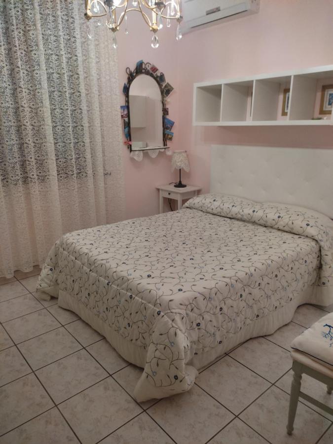 B&B Bread And Fantasy Ostra Εξωτερικό φωτογραφία