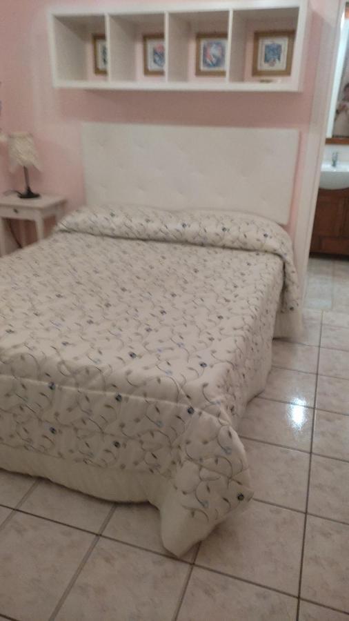 B&B Bread And Fantasy Ostra Εξωτερικό φωτογραφία